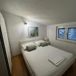 Kapetanovi Dvori Appartement Trogir