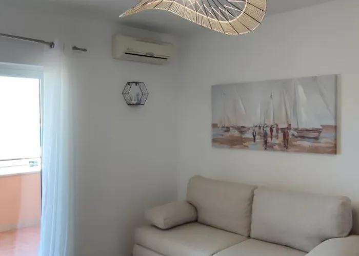 카페타노비 드보리 아파트