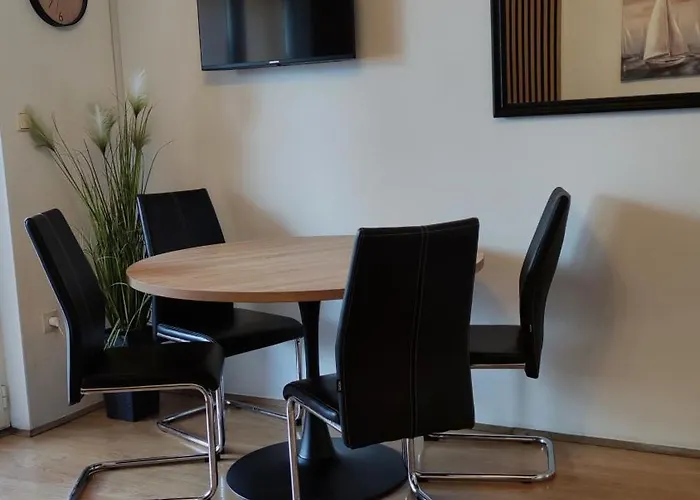 아파트 카페타노비 드보리 *