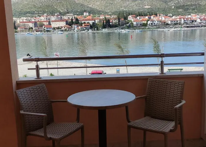 카페타노비 드보리 아파트 *