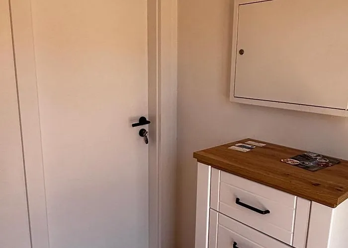 아파트 카페타노비 드보리 트로기르